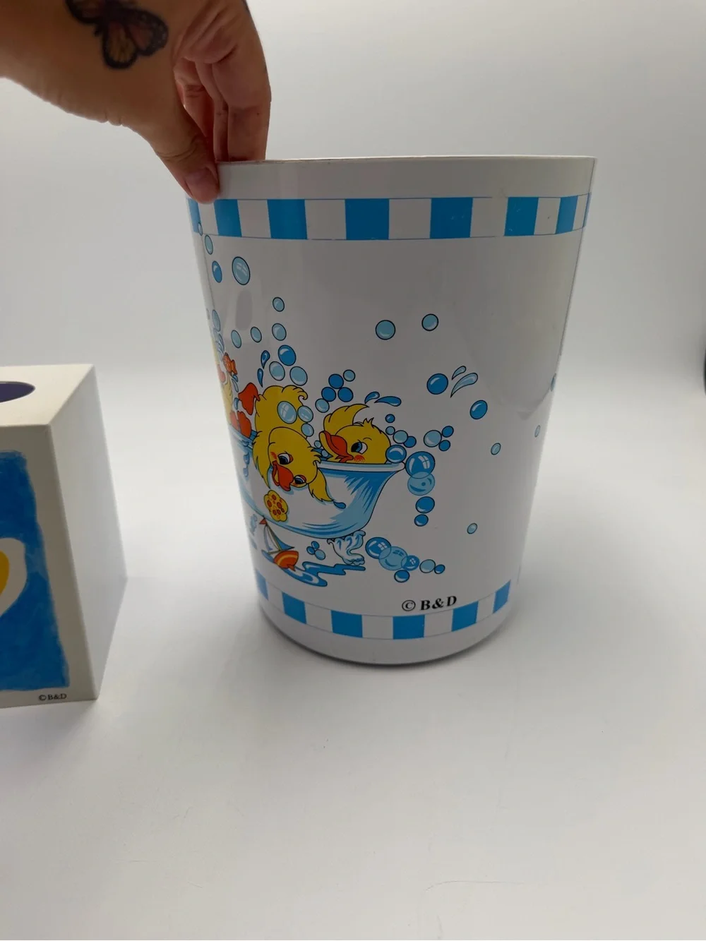 Vintage Duck Bathroom Decor Set Tissue Box Cover Wastebasket Trash Can Kids